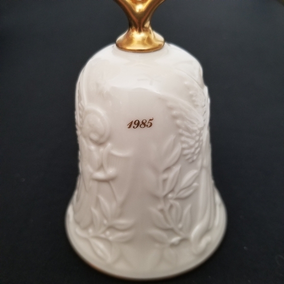 Vintage 1985 Lenox Christmas Bell Angel Ornament 24kt Gold Trim Orginal Box - Picture 2 of 11